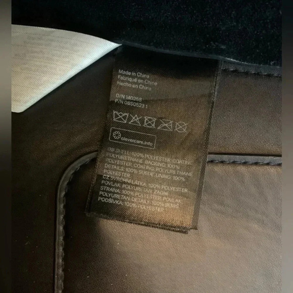 H&M Gorgeous faux leather and suede  bucket style purse. In black. - Picture 7 of 16